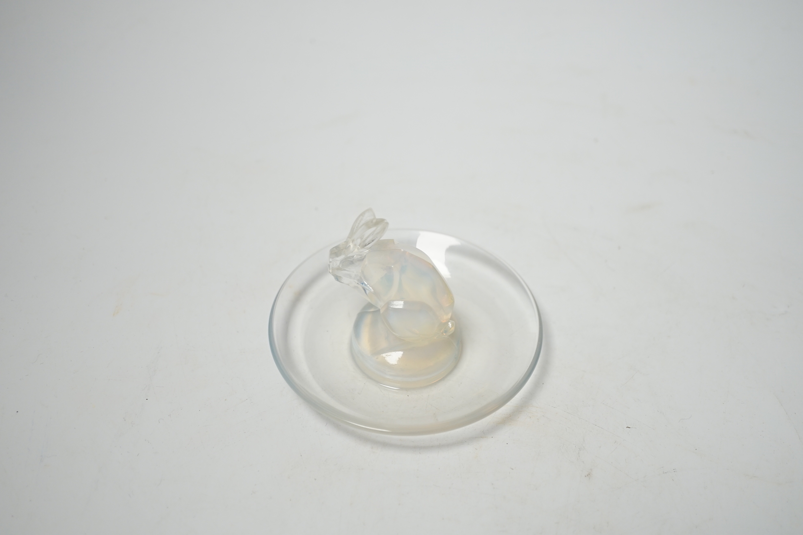 A Lalique moulded glass ‘rabbit’ pin dish, 9.5cm diameter